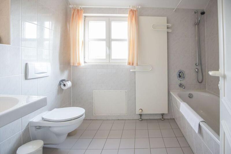 Feriendorf Rugana - Klassik Appartement Mit 1 Schlafzimmer B58 德兰斯克 外观 照片